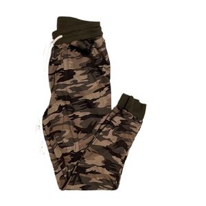 Camouflage warm‎ up pants